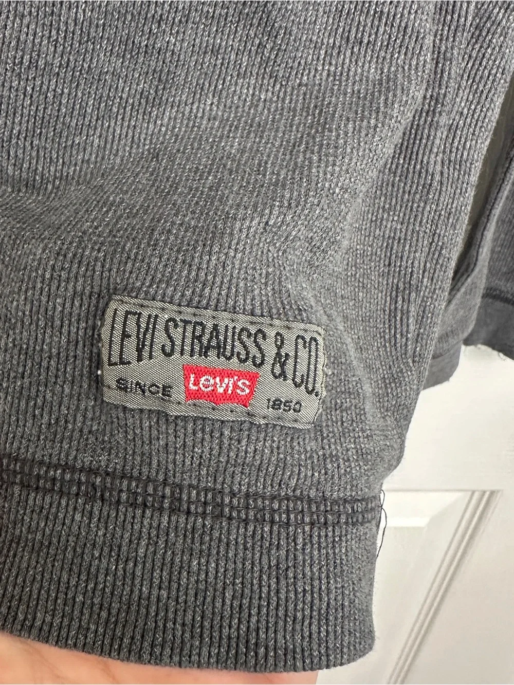 Levi's Men's Long Sleeve Henley Shirt in Charcoal Gray